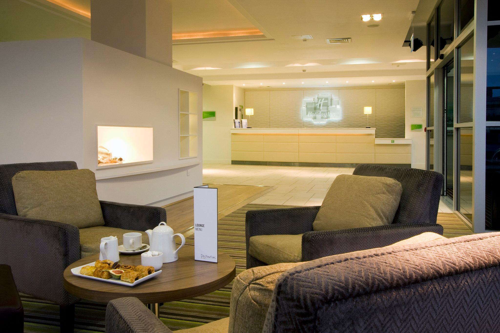 Holiday Inn Stevenage By Ihg Exterior foto